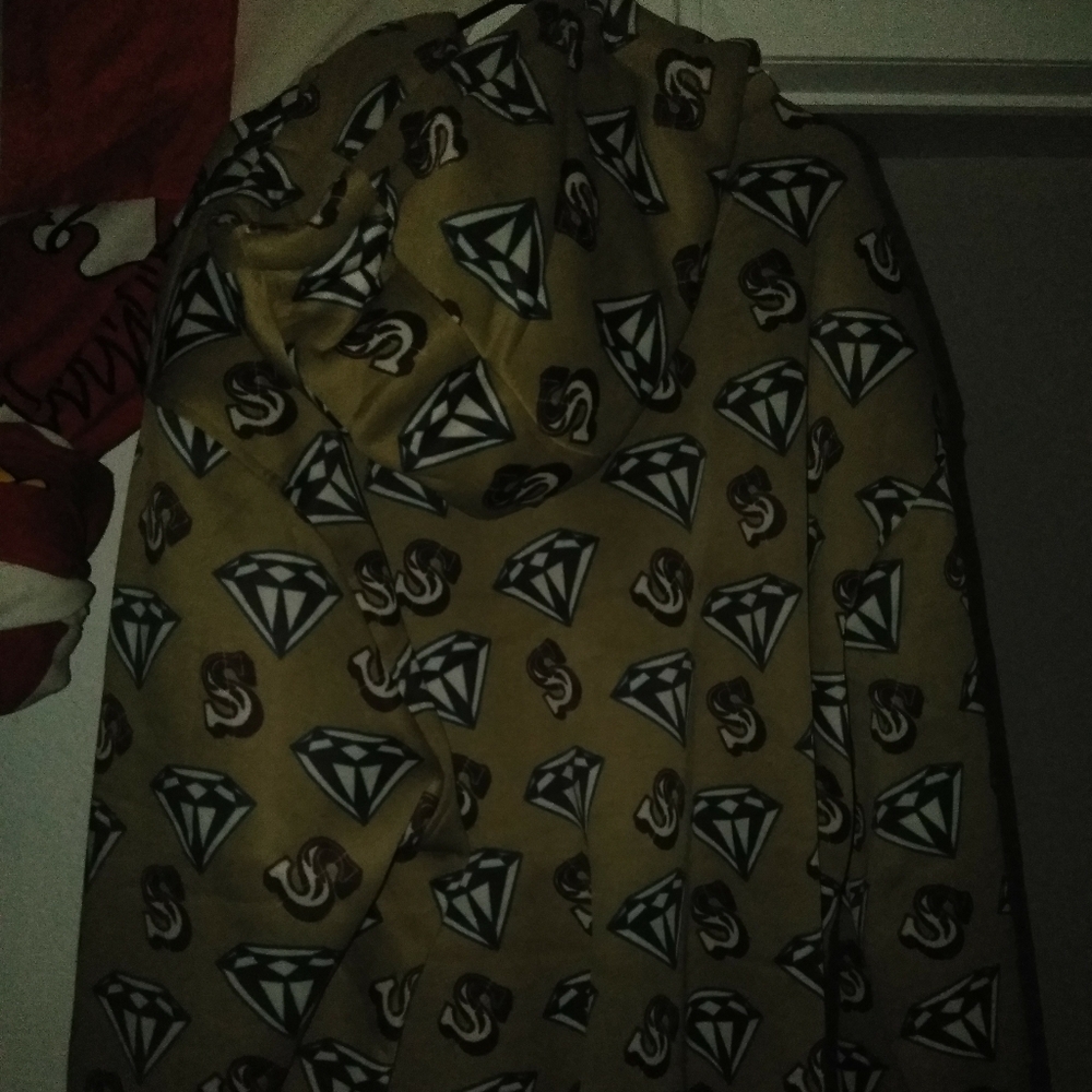 Designer Sweater - Picture 3 of 5